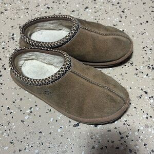 UGG Kids' Tasman II Suede Clog Slippers